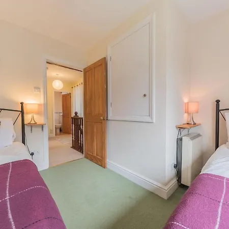 Waingarth Grizedale Forest & Satterthwaite * Ulverston